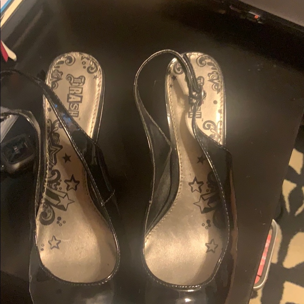 Heels - Picture 5 of 5